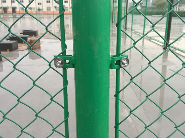 籃球場護(hù)欄網(wǎng)圖片2